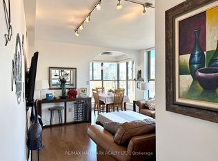 65 Scadding Ave #927, Toronto, ON M5A4L1