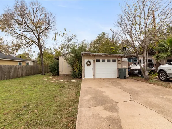 2608 Cavitt Ave, Bryan, TX 77801