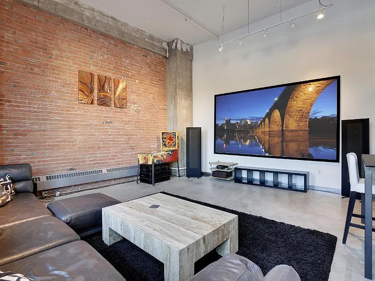 250 Park Ave #213 — Photo 3