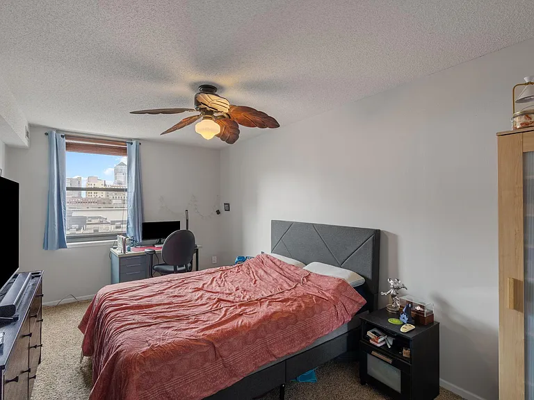 401 S 1st St #603 — Photo 13