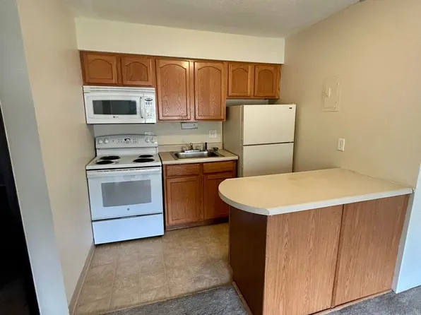 614 Knoll, 614 Knoll Dr #7, Norwalk, IA 50211