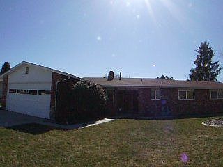 2nd image of 8431 W Pembrook Dr