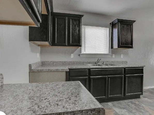 Center Way Apartments 2bdr - 1 Bath, 512 Center Way, El Paso, TX 79915