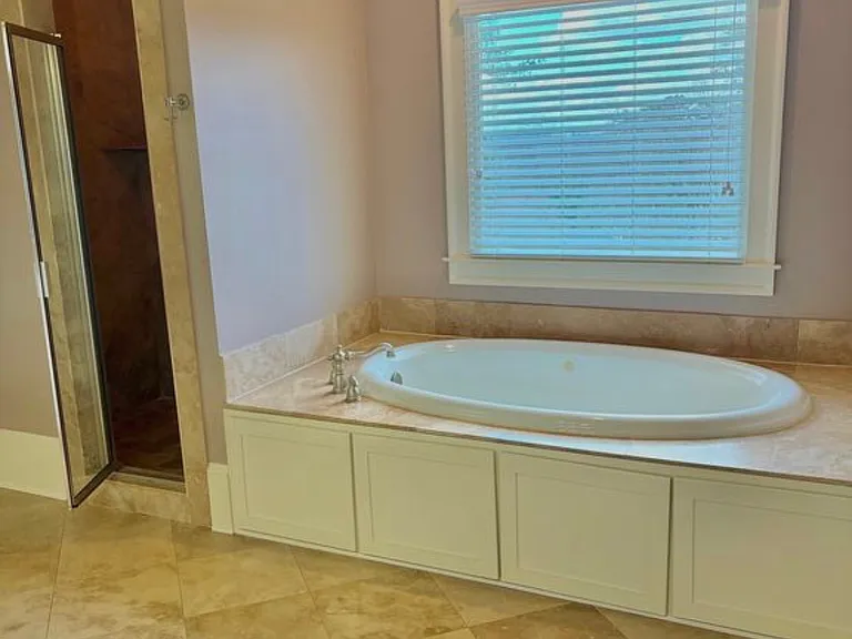 1043 Antioch Dr — Photo 15