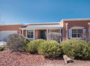 5 Mule Deer Rd, Santa Fe, NM 87508
