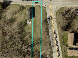 992 Highland Ave, Benton Harbor, MI