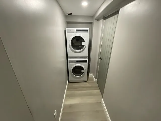24 Cambridge Ave #2 — Photo 6
