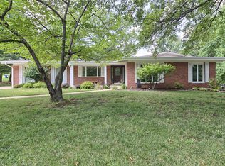 840 Westwood Dr, Ballwin, MO 63011
