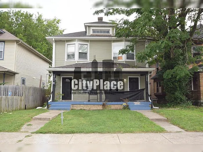 2862 Highland Pl — Photo 1
