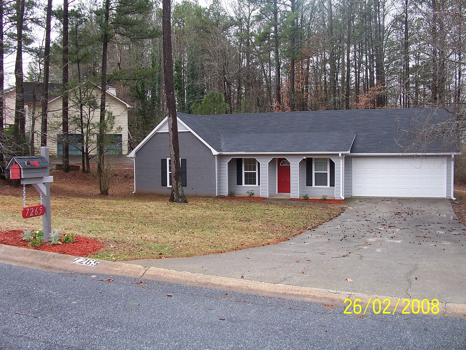 3 bed, 1222 sqft, $1,850 — Photo 2
