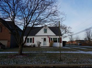 520 N Fairview Ave, Mount Prospect, IL 60056