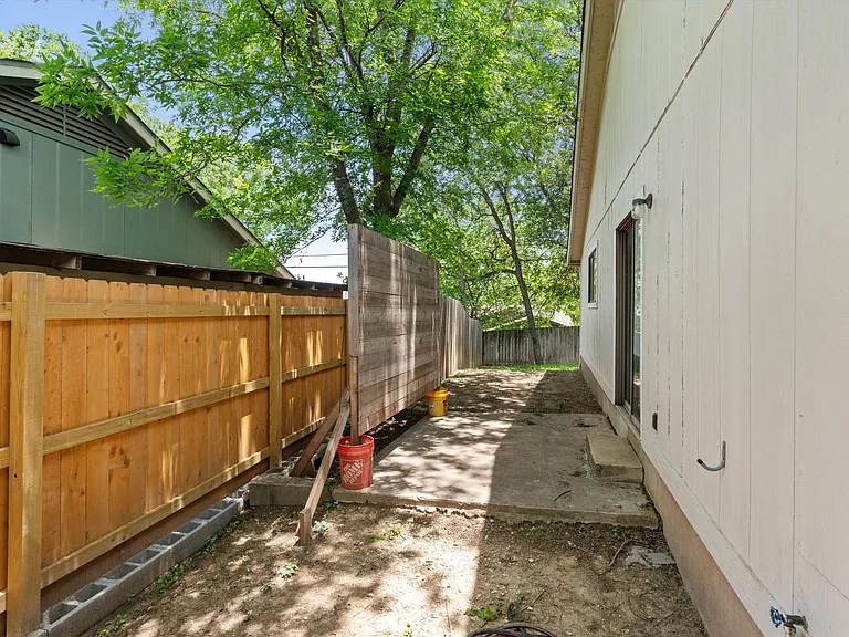 11411 Walnut Ridge Dr — Photo 15