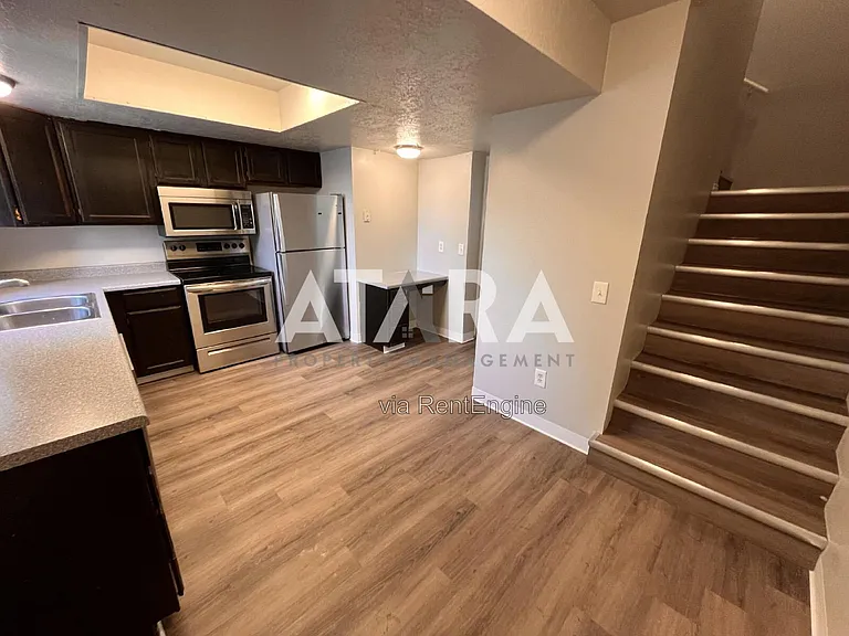 4247 N Highway 89 #24 — Photo 11