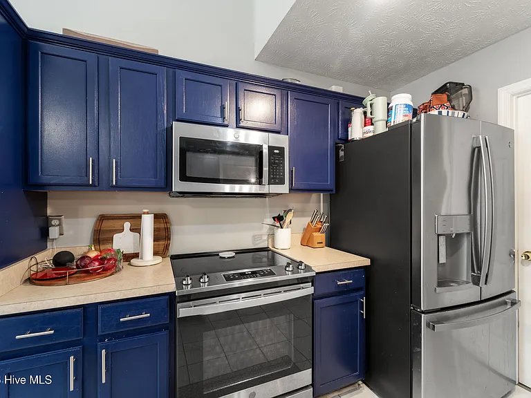 183 Bridlewood Dr — Photo 15
