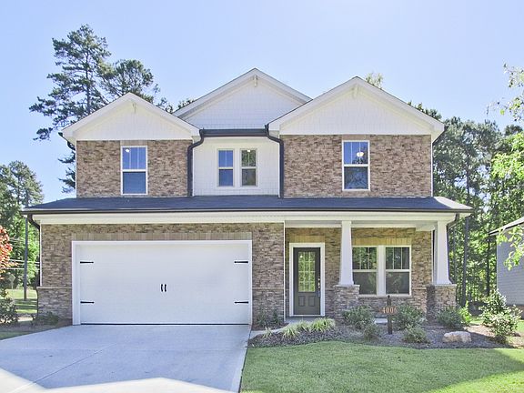 This Dakota floorplan is available to tour now.
