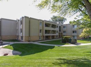 2011 Viking Dr NW APT 13, Rochester, MN 55901