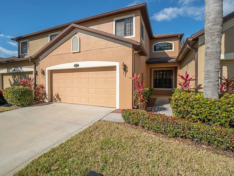 234 Murano Dr — Photo 2