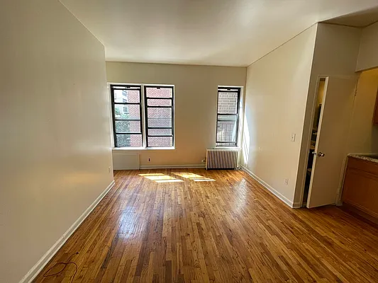 Rented by Best Apartments North Inc | media 34