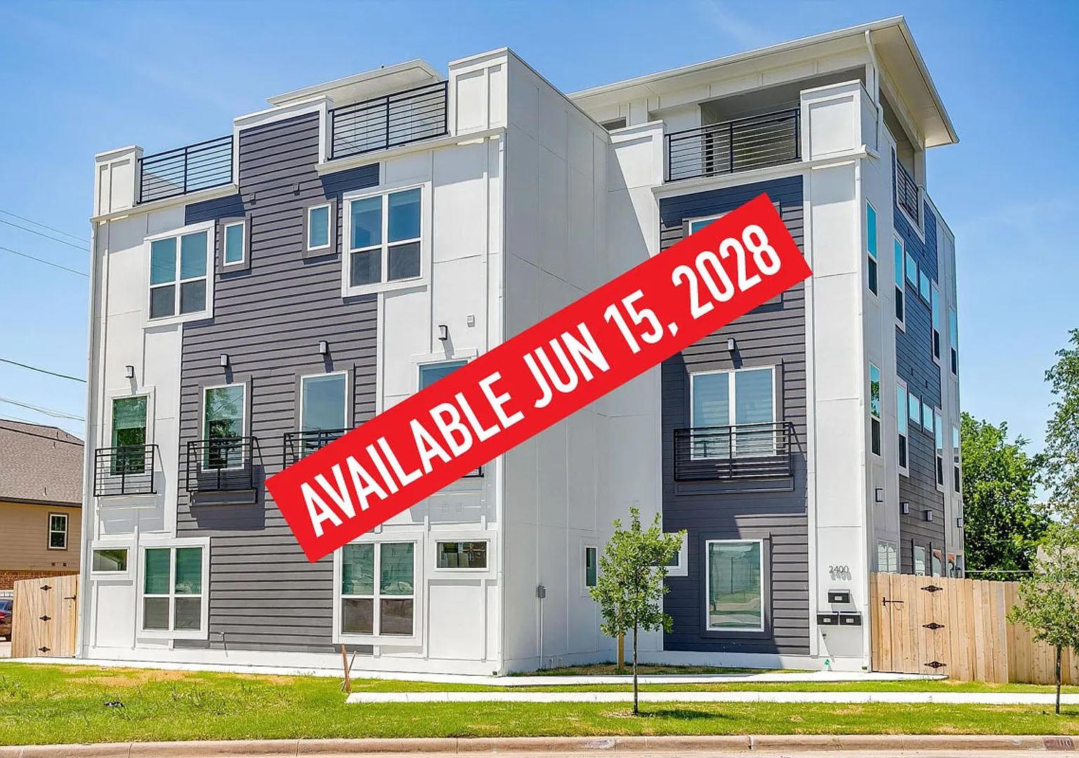 2400 Benbrook Unit 100- 2028 — Photo 1
