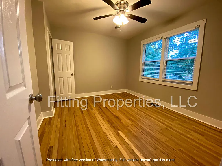 624 Frasier St SE — Photo 11