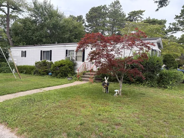 525/P4 Riverleigh, Riverhead, NY 11901