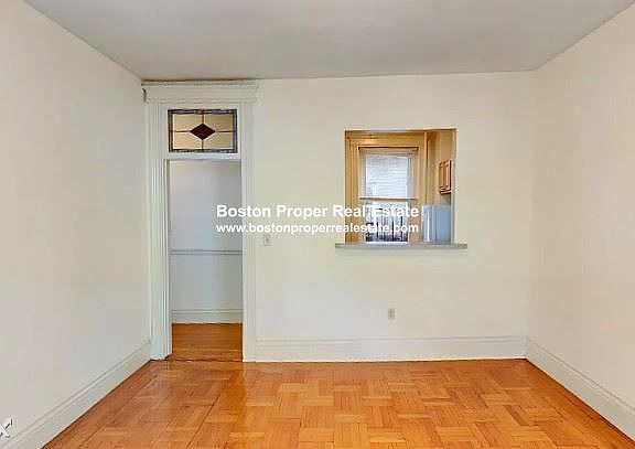 28 Queensberry St. #5 Boston - Fenway Unit Photo 2