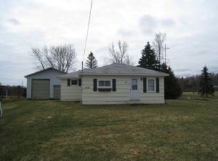 3137 W Ten Mile Rd, Dafter, MI 49724