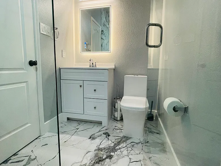 8664 Robertson Dr — Photo 18