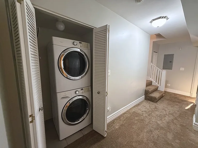4852 S Prairie Ave #1B — Photo 13
