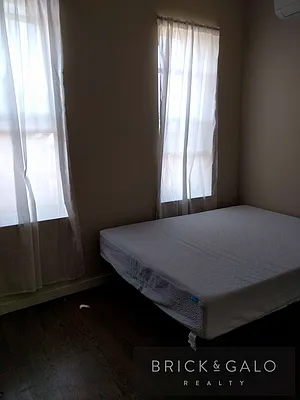 Rented by BRICK & GALO REALTY CORP | media 7