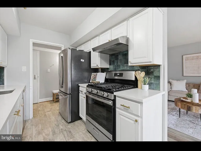 2322 Freetown Ct #21C — Photo 6