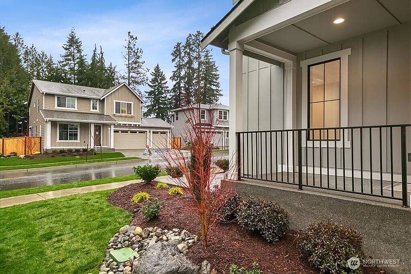 5th image of 18007 SE 250th Place #1