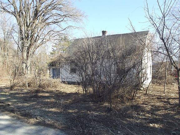 3rd image of 3 Rennie St