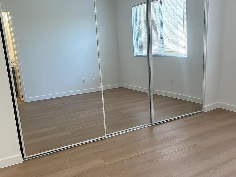 8735 Variel Ave — Photo 8