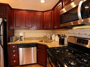 518 Boston St APT 204, Lynn, MA 01905