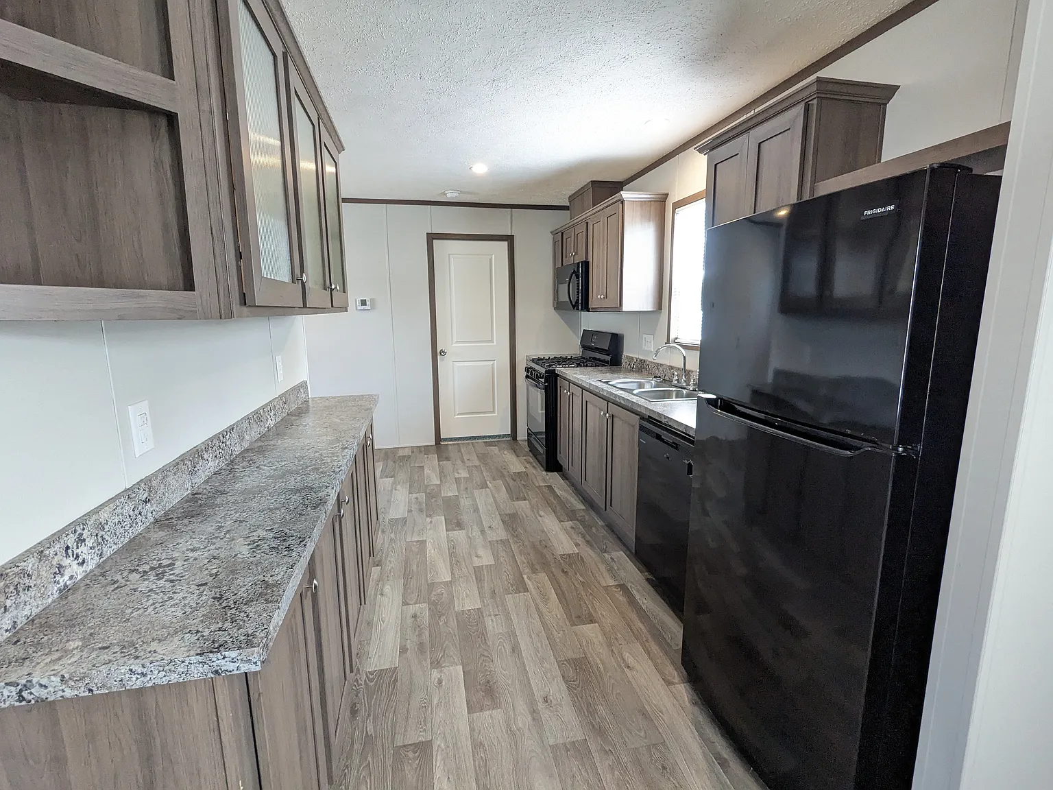 Affordable Living With Amenities! — Photo 2