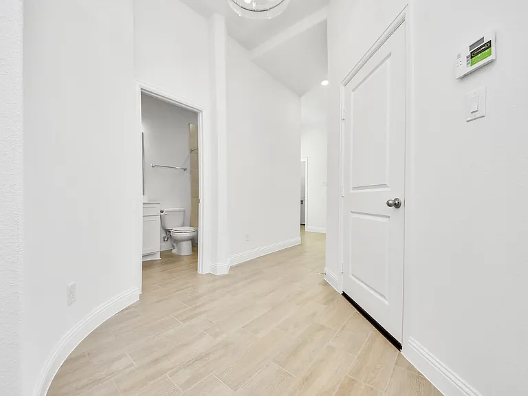 4030 Colony Ln — Photo 7