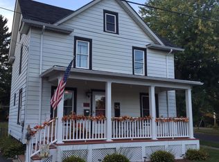 118 11th St, Watkins Glen, NY 14891