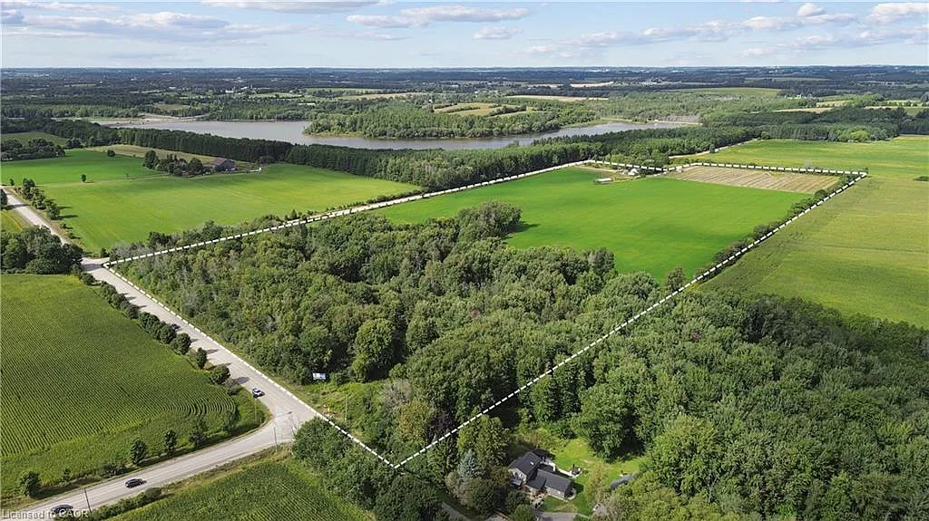 8033 Side Road 10 photo 1
