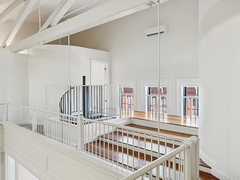 129 Main St #302 — Photo 26