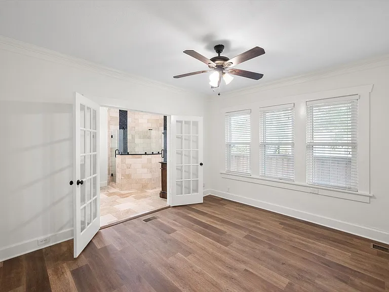 2232 W Rosedale St S — Photo 17