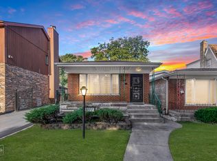 8222 S Michigan Ave, Chicago, IL 60619