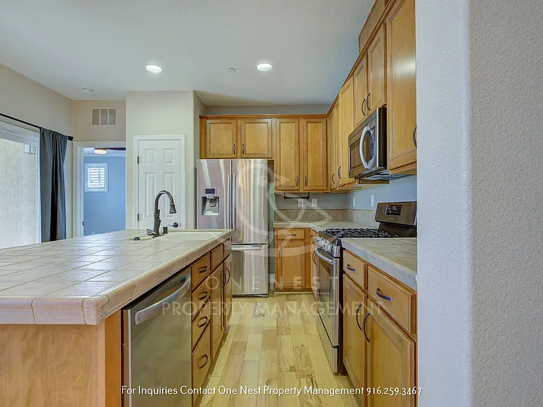 2050 Sierra View Cir #1 — Photo 10