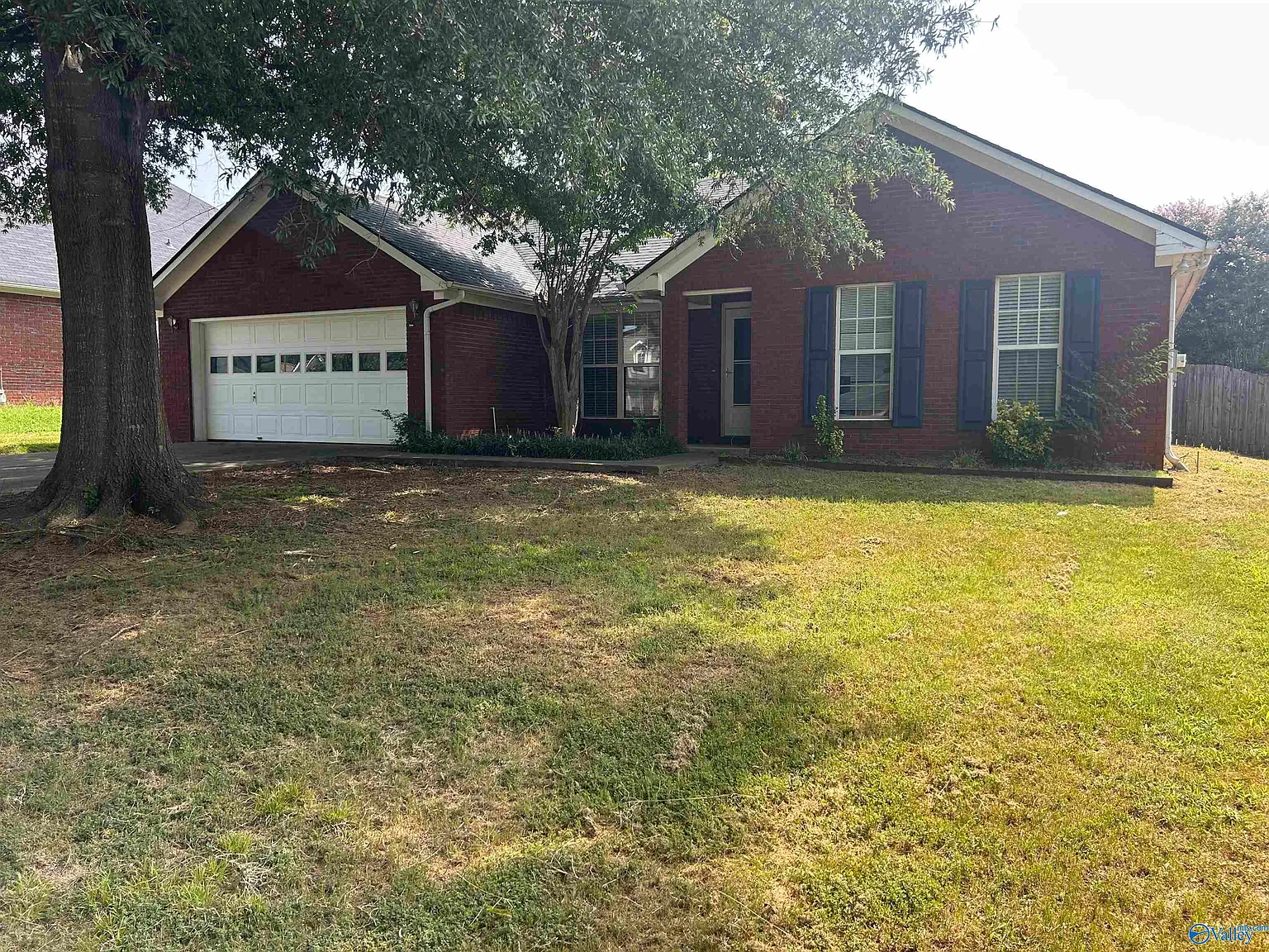 3 bed, 2.0 bath, 1629 sqft, $1,750 — Photo 2