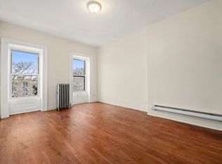 654 Lafayette Ave #3, Brooklyn, NY 11216