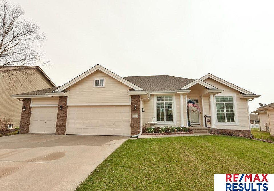 1st image of 5327 S 163rd Ave
