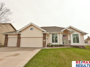 5327 S 163rd Ave, Omaha, NE 68135