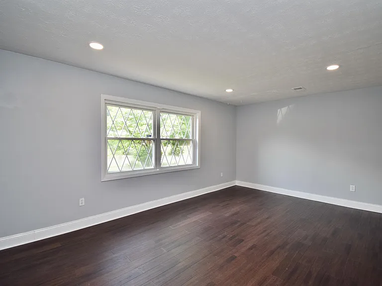 3918 Eddystone Dr — Photo 9