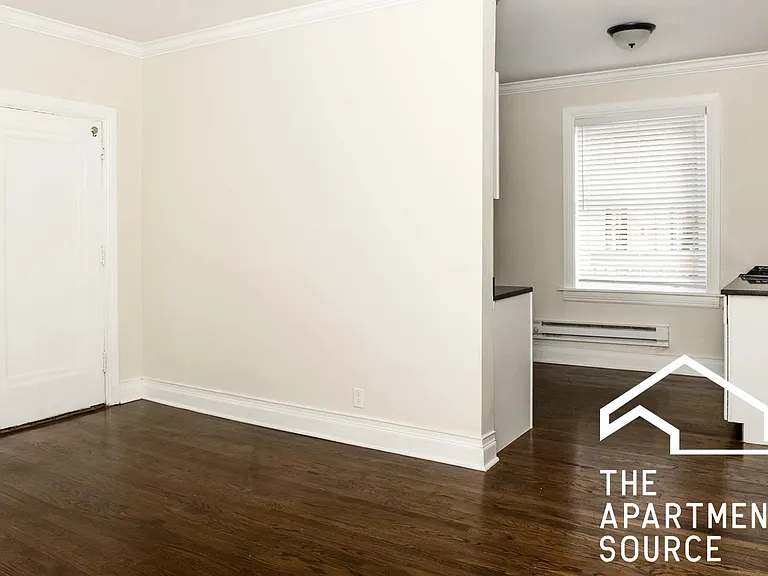 648.5 W Roscoe St #2N — Photo 3