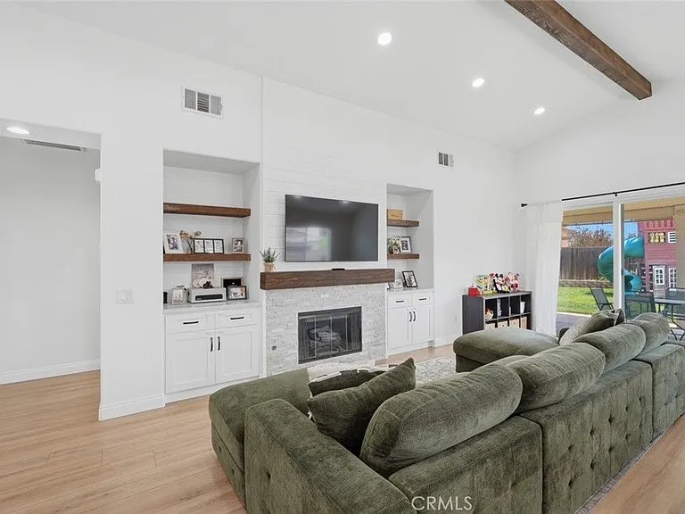 1610 Stone Creek Rd — Photo 4